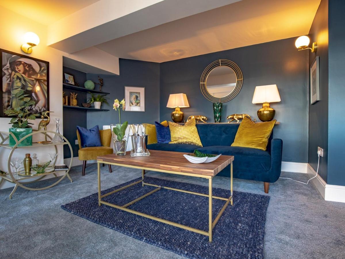 Pass The Keys Art Deco Inspired Apartment With Roof Top Views ชรูว์สเบอรี ภายนอก รูปภาพ